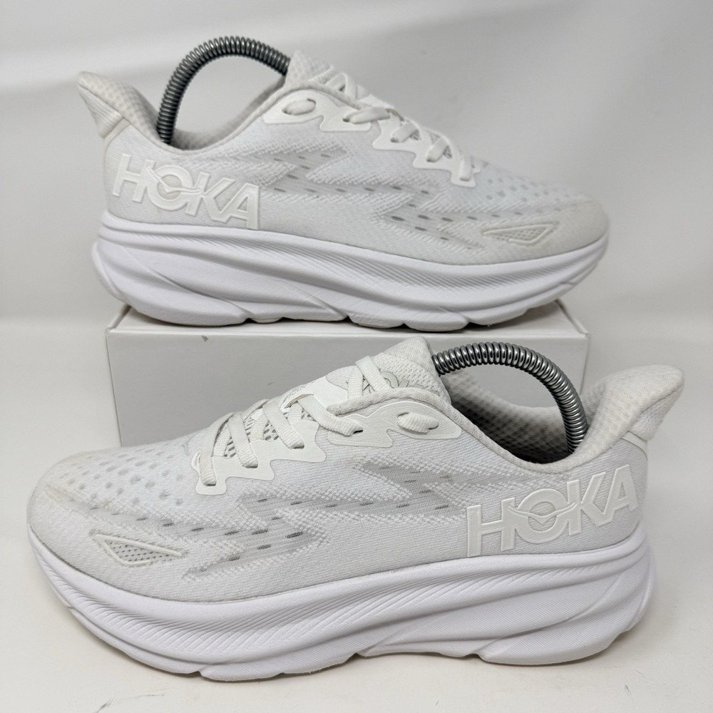 HOKA Clifton 9 Women's Size 8 B White Running Shoes 1127896 WWH Sneakers